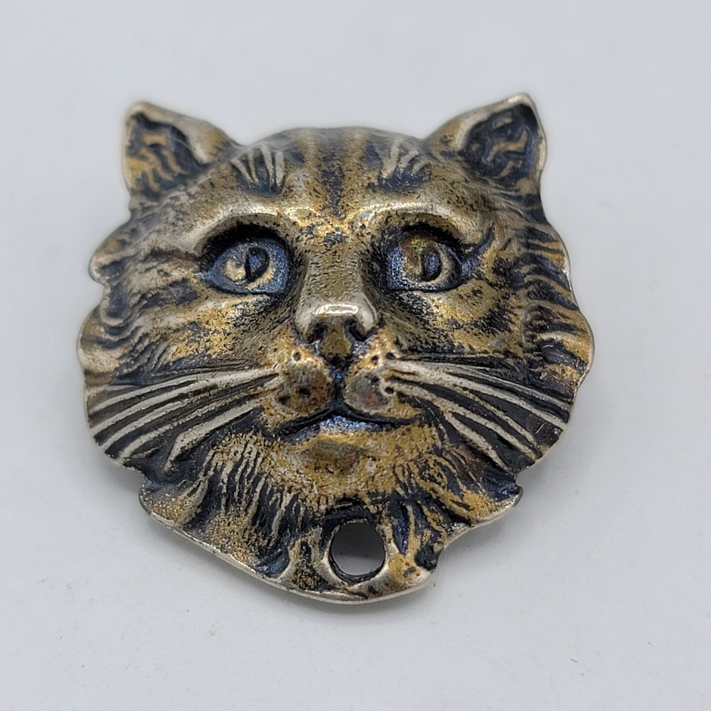 Brass Cat Face Brooch Pendant – Whimsical Vintage Tabby, Dual Use - Picture 12 of 12
